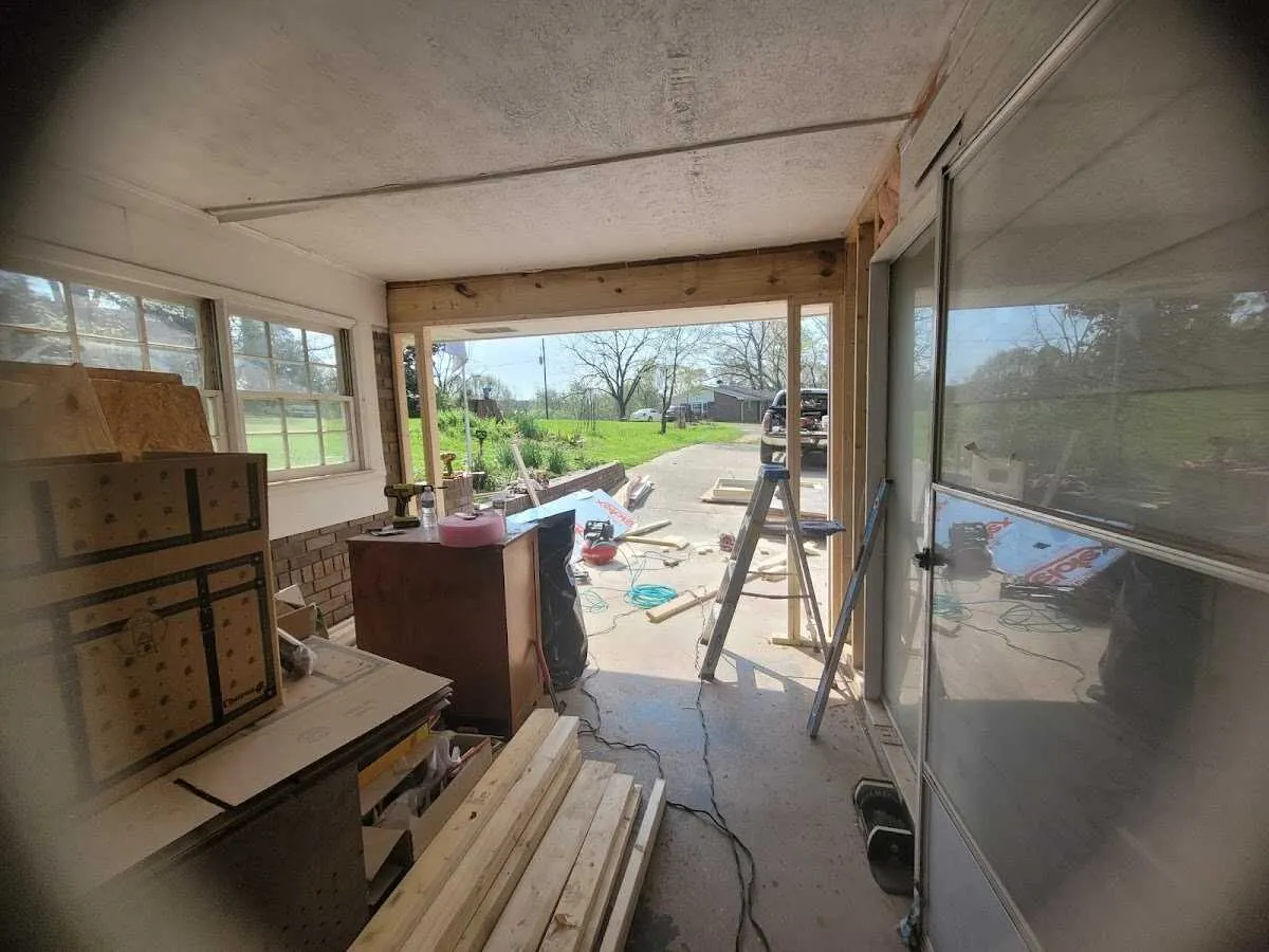 Air movers and dehumidifier for Drying & Dehumidification in Walnut Park